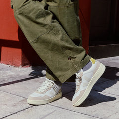 V-90 LEATHER WHITE PIERRE LIQUOR