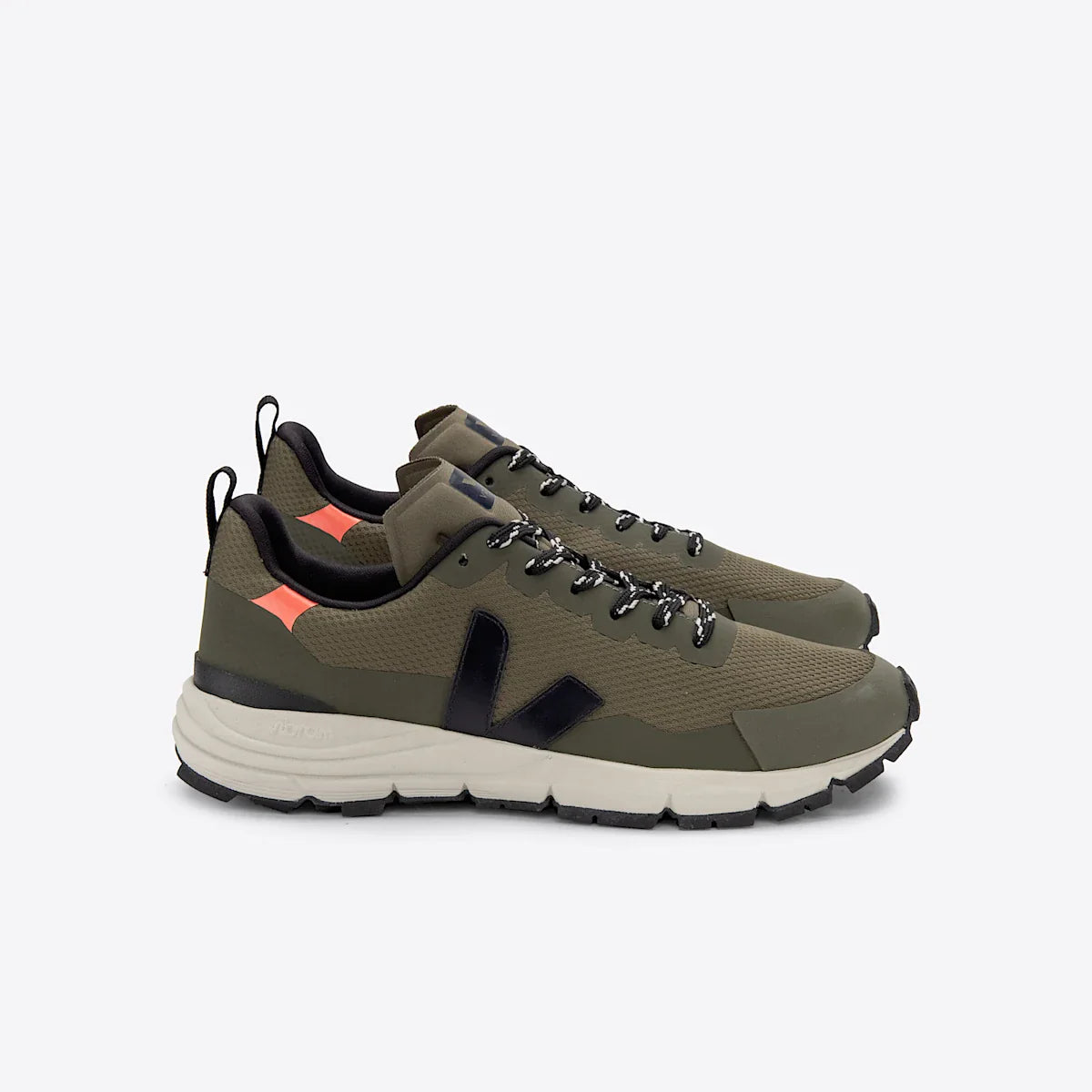 DEKKAN ALVEOMESH KAKI BLACK