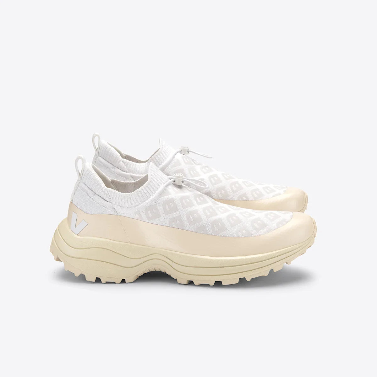 VEJA X AMELIE PICHARD WHITE